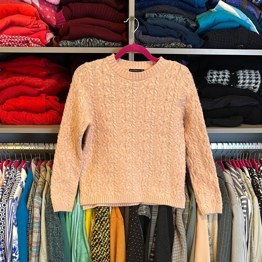 Zara light peach long sleeve crew neck sweater size S